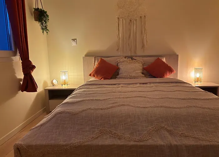 Privé Et Cinéma à